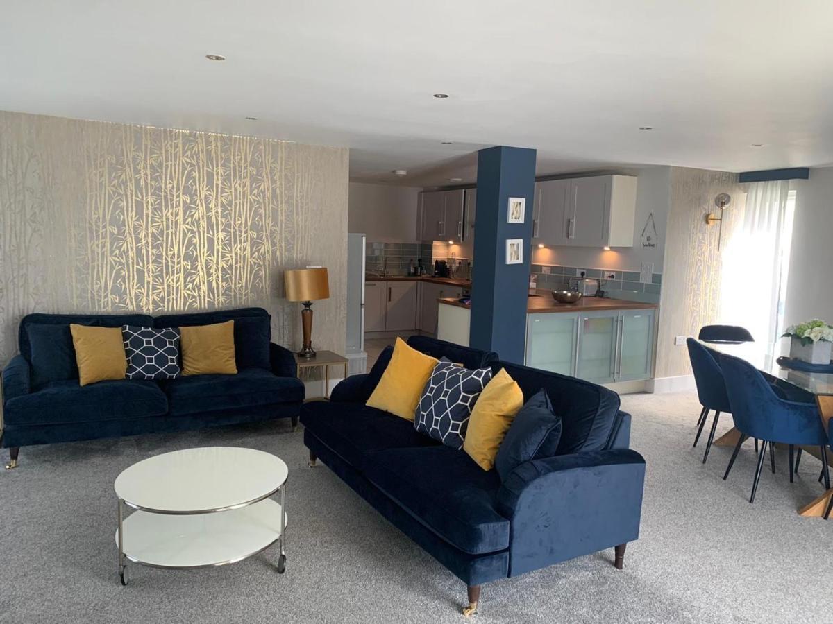 Beautiful 3 Bedroom Apartment By The Sea 新码头 外观 照片